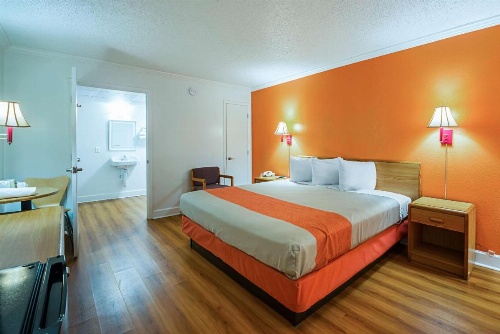 Motel 6-Perry, GA image 10