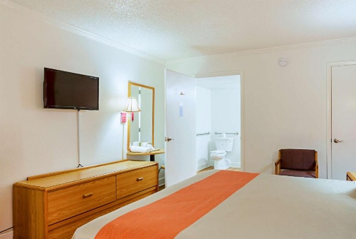 Motel 6-Perry, GA image 12