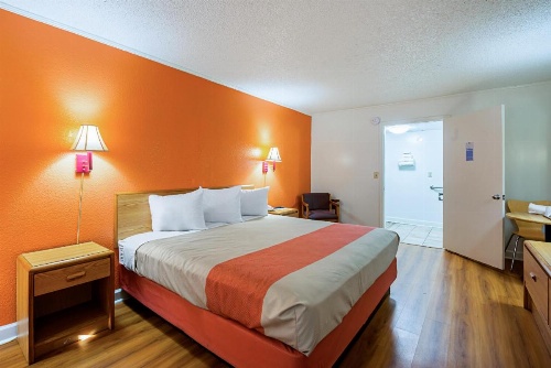Motel 6-Perry, GA image 22