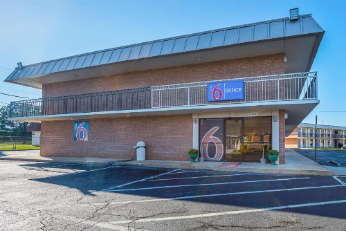 Motel 6-Perry, GA image 38